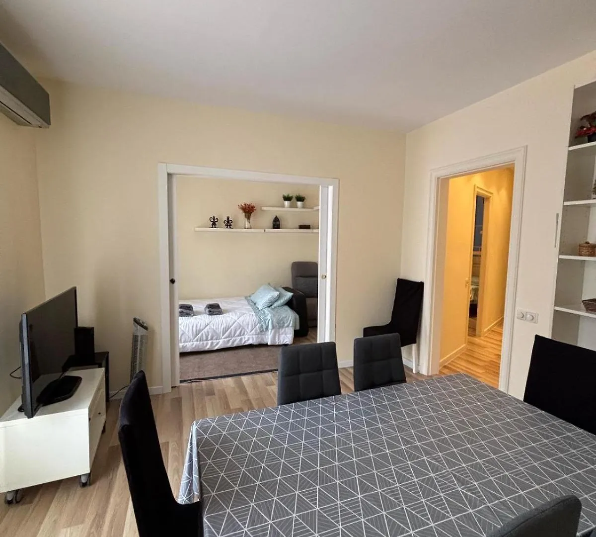 Centro Example Apartment Barcelona Spain